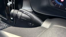 Volvo XC40 2.0 B4P Ultra Dark 5dr Auto Petrol Estate